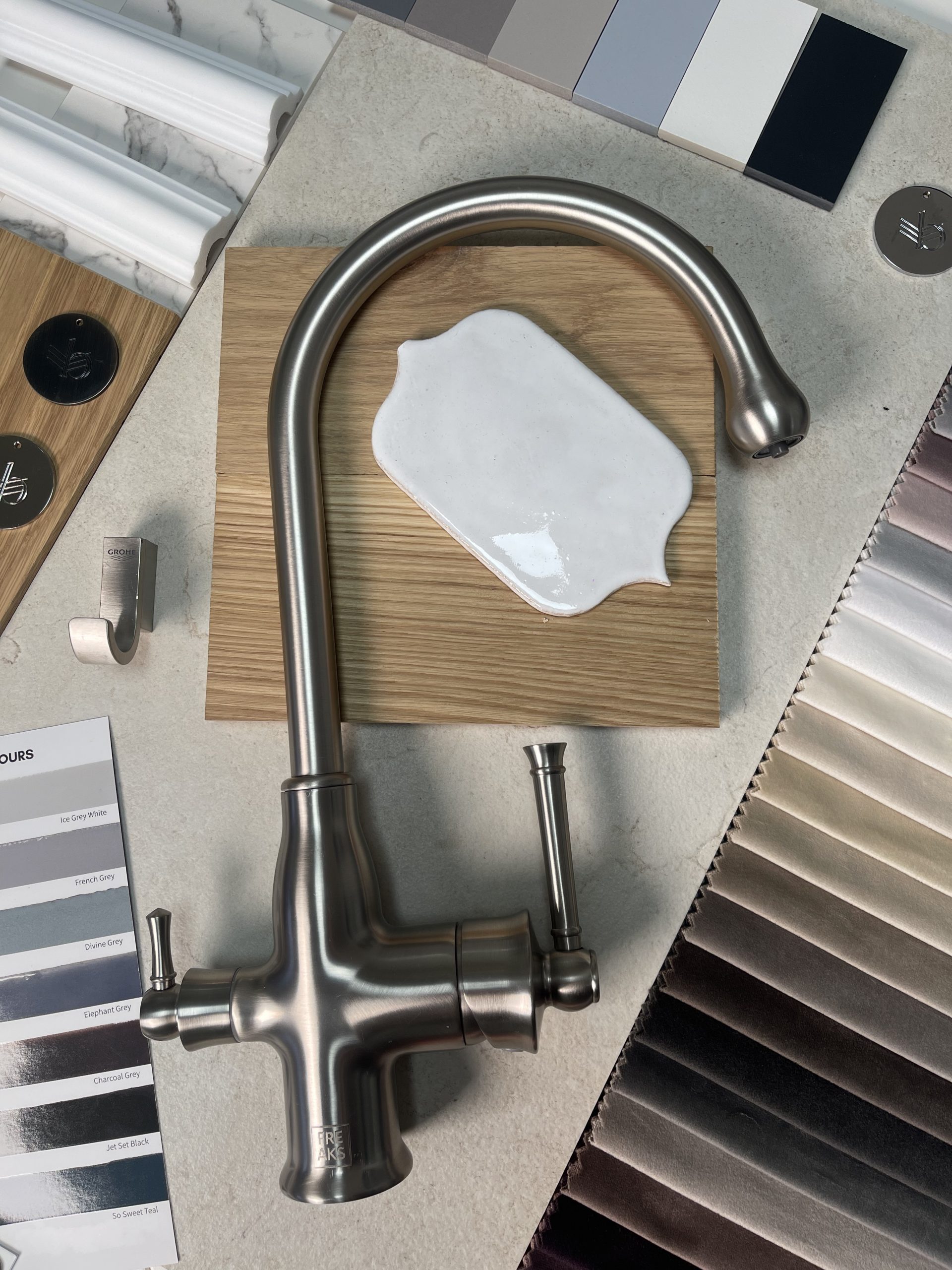 RETRO BATERIA Z MOŻLIWOŚCIĄ FILTRACJI WODY NIKIEL SZCZOTKOWANY - FREAKS & NABAKOWSKA