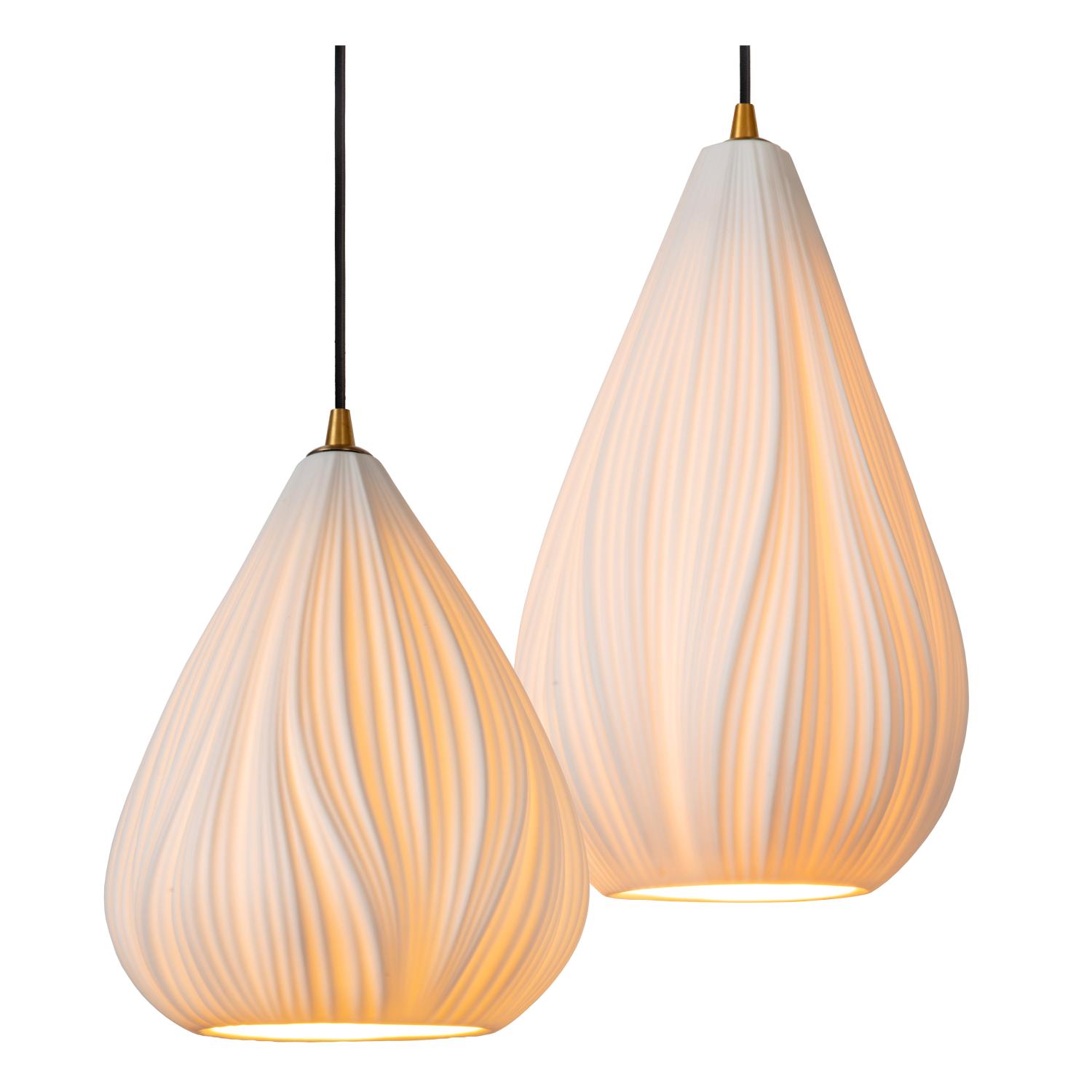 SYNTIA L