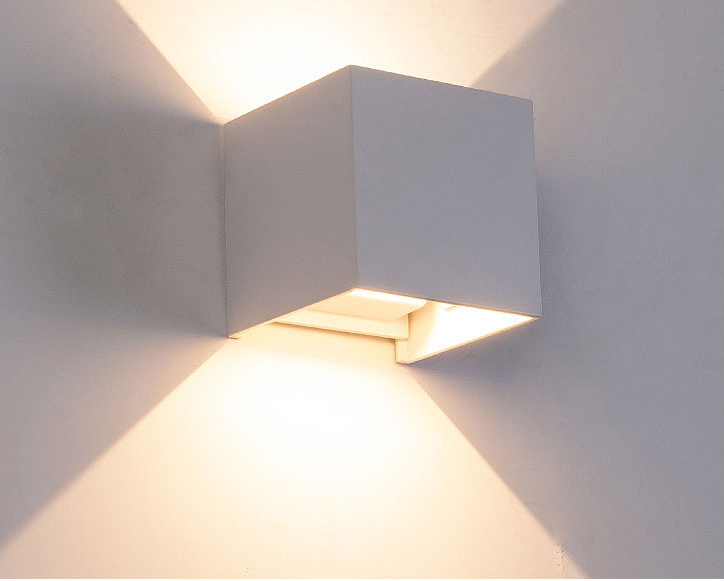 Kinkiet ścienny 6W 4000K biały A6(HJK) Kinkiet ścienny 6W 4000K biały A6(HJK)